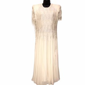 NIGHT WAY COLLECTIONS Ivory Gown/Dress~10P